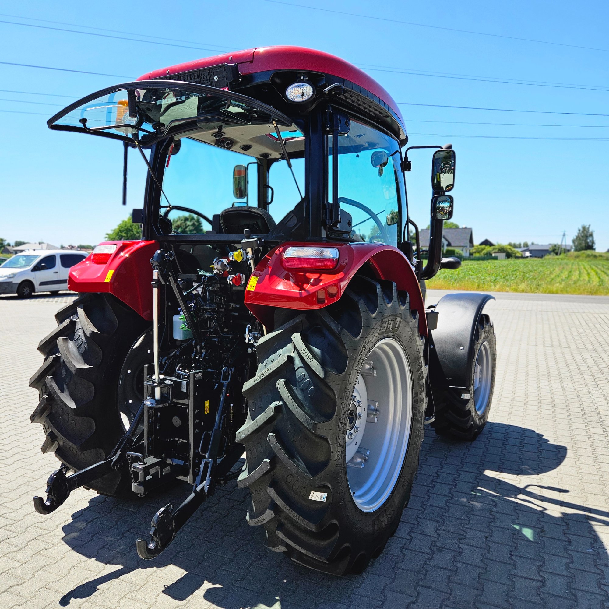 Traktor CASE FARMALL 90A – ciągnik rolniczy 90 KM - obrazek 8