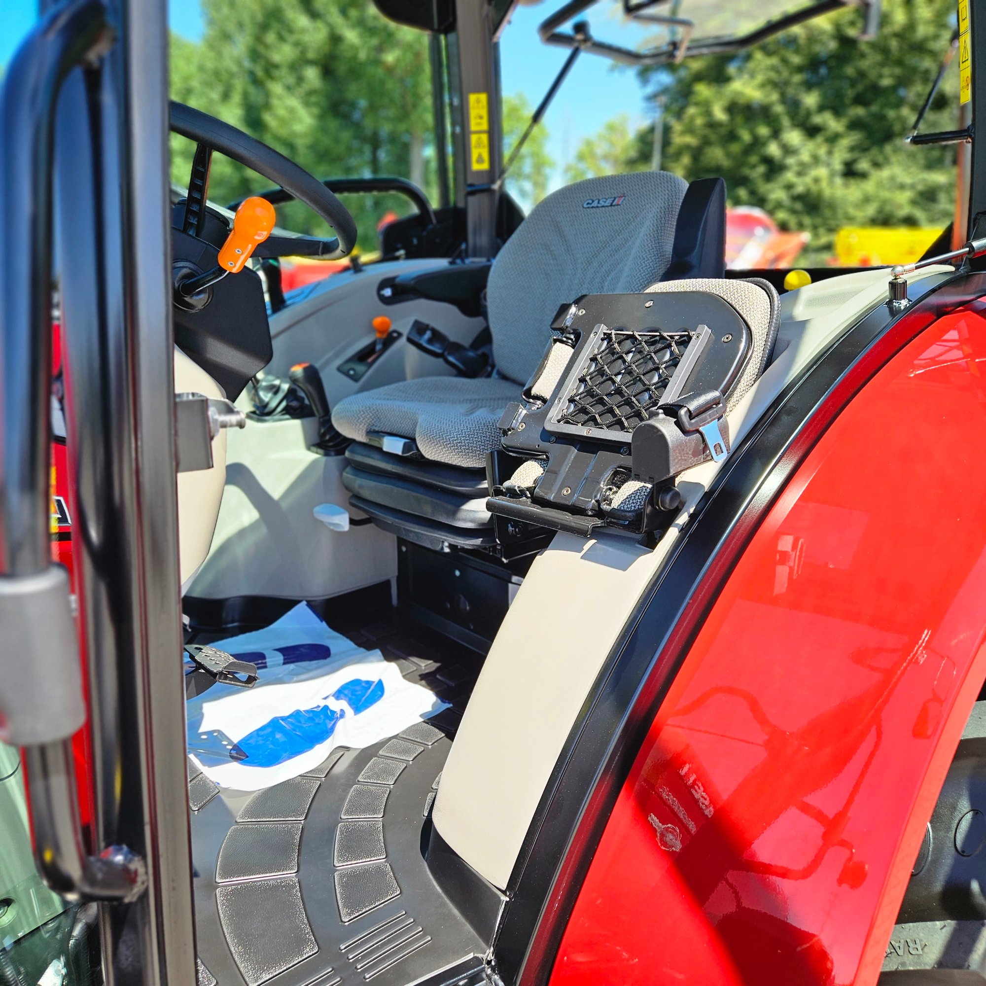 Traktor CASE FARMALL 90A – ciągnik rolniczy 90 KM - obrazek 27