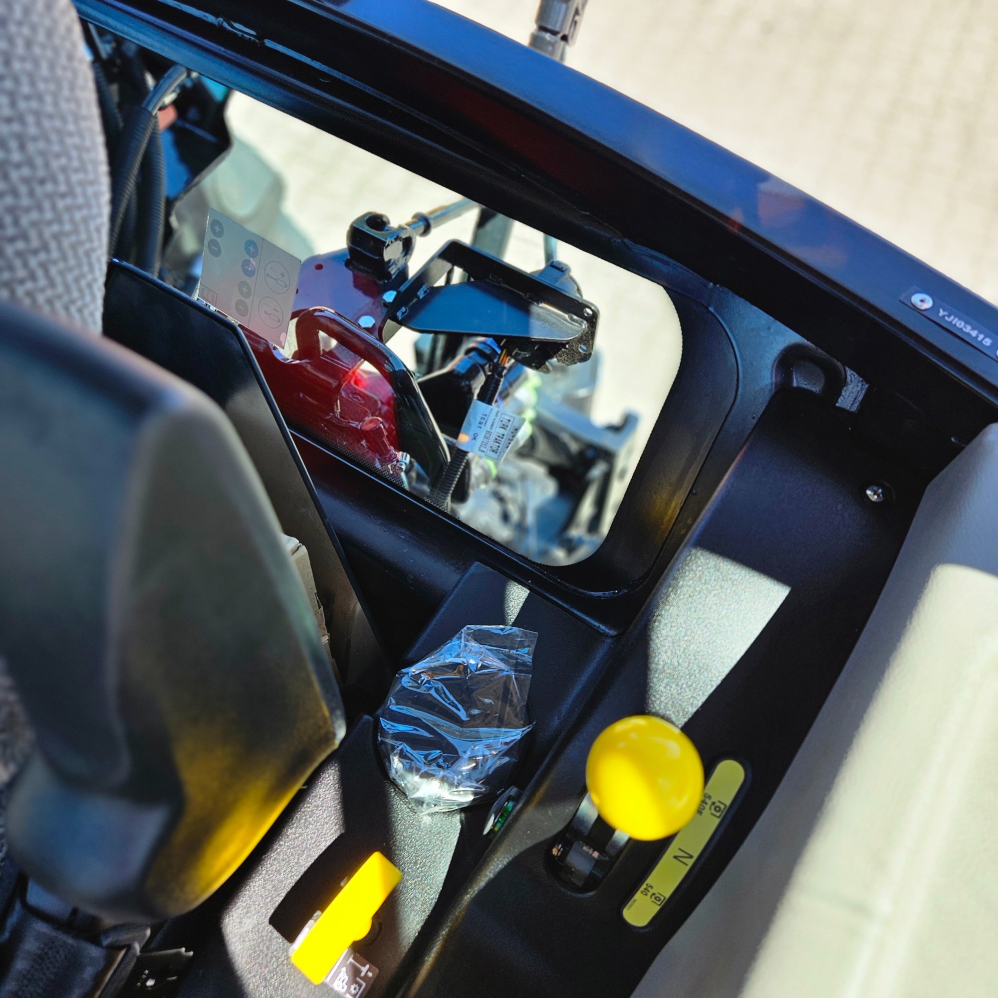 Traktor CASE FARMALL 90A – ciągnik rolniczy 90 KM - obrazek 25