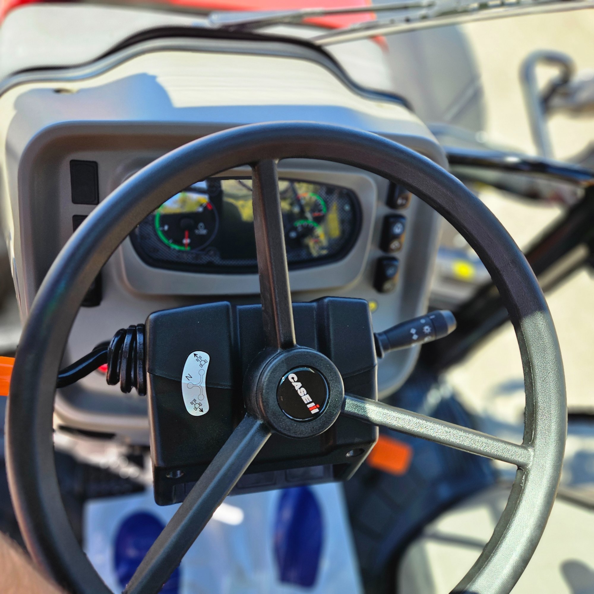 Traktor CASE FARMALL 90A – ciągnik rolniczy 90 KM - obrazek 20