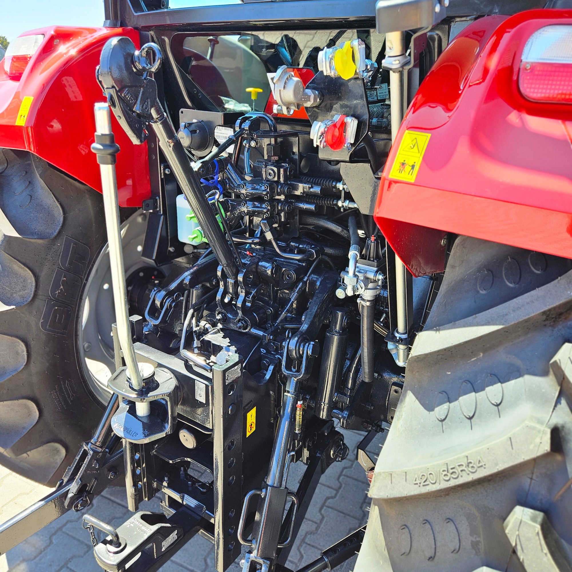 Traktor CASE FARMALL 90A – ciągnik rolniczy 90 KM - obrazek 13