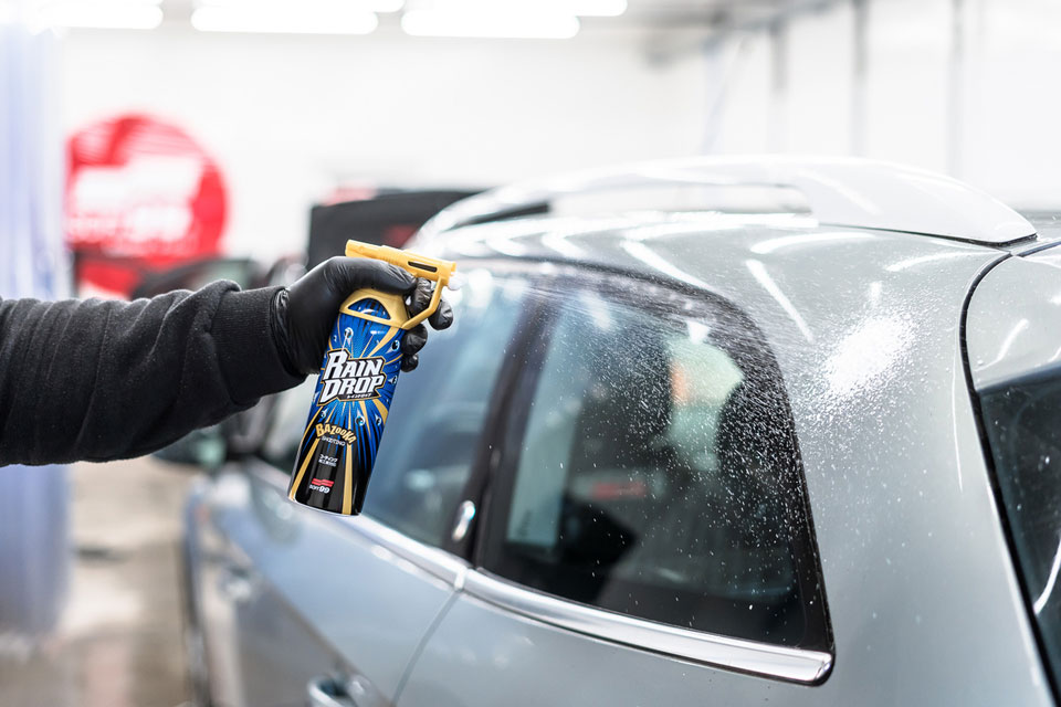 Twardy wosk SOFT99 Authentic Premium Carnauba + Rain Drop +mikrofibra+ rękawiczki - obrazek 4