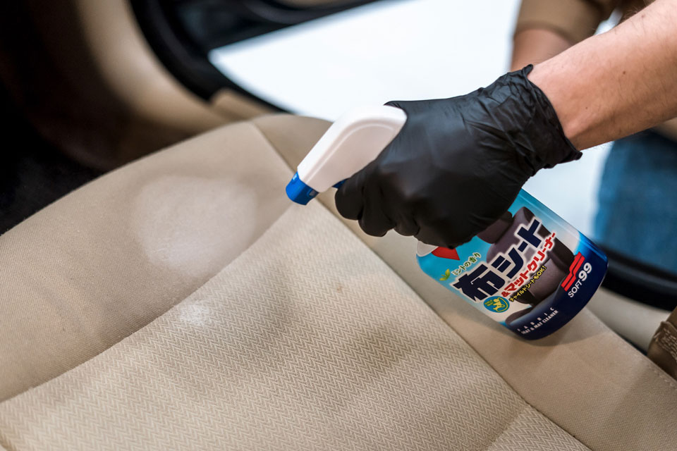 SOFT99 New Fabric seat Cleaner szczotka gratis + SOFT99 Wash Mist 300ml + mikrofibra - obrazek 3